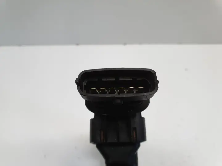 Opel Corsa C 1.2 16V CEWKA ZAPŁONOWA 0221503472