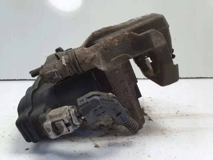 Toyota C-HR CHR TYLNY ZACISK HAMULCOWY lewy tył KIEROWCY