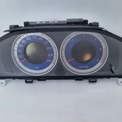 Volvo XC60 2.4 D5 diesel LICZNIK ZEGARY R-DESING Europa 31343495AA