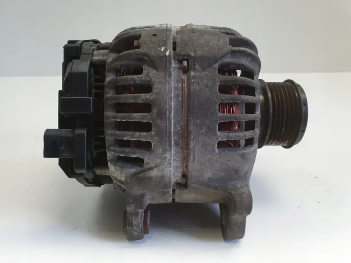 VW Golf V 1.9 TDI ALTERNATOR