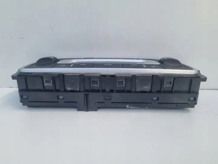 Renault Scenic III Megane III lift PANEL KLIMATYZACJI Nawiewu 275103596R