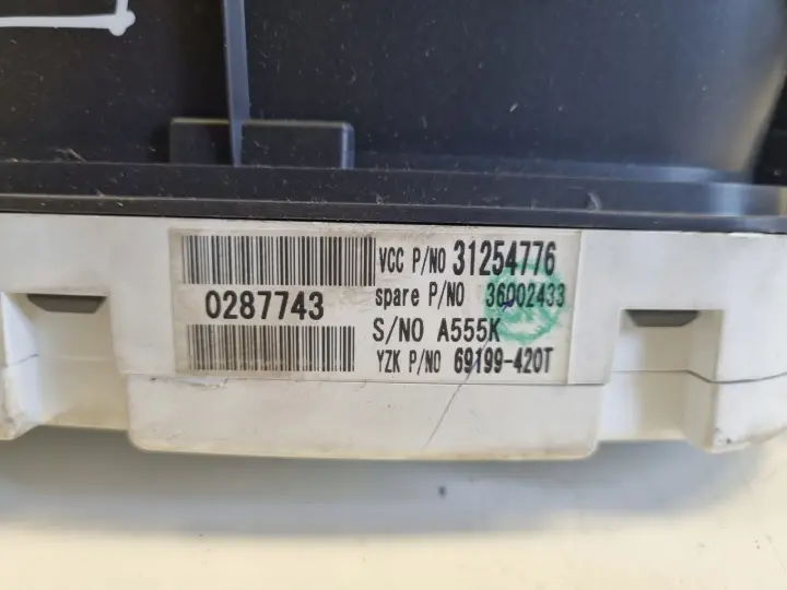 Volvo V50 S40 II 1.6 2.0 D LICZNIK ZEGARY Europa 31254776 36002433