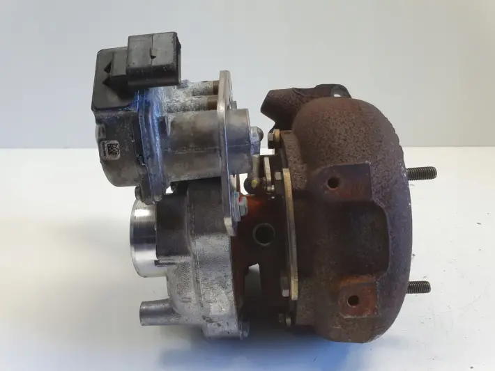 Audi A6 C6 2.7 TDI TURBOSPRĘŻARKA 059145702T