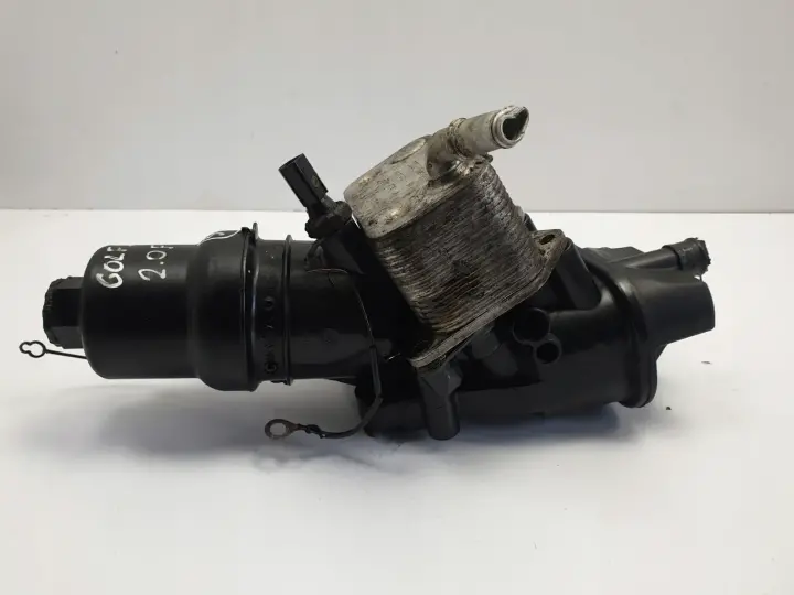 VW Golf V 2.0 FSI OBUDOWA FILTRA OLEJU podstawa