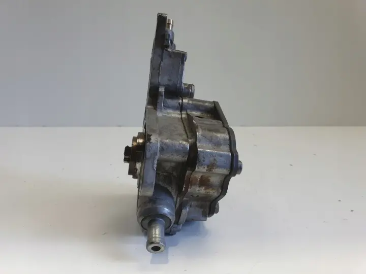 VW Passat B5 1.9 TDI POMPA VACUM wakum 038145209A