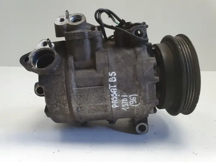 VW Passat B5 1.9 TDI SPRĘŻARKA KLIMATYZACJI pompa 8D0260808