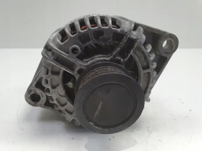 Opel Astra III H 1.9 CDTI 16V ALTERNATOR