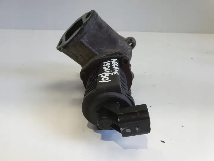 Opel Corsa D 1.3 CDTI ZAWÓR EGR