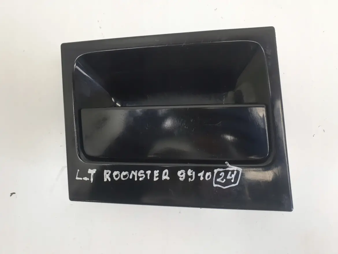 b026b7952f67433e0b8b240bd8335e27
