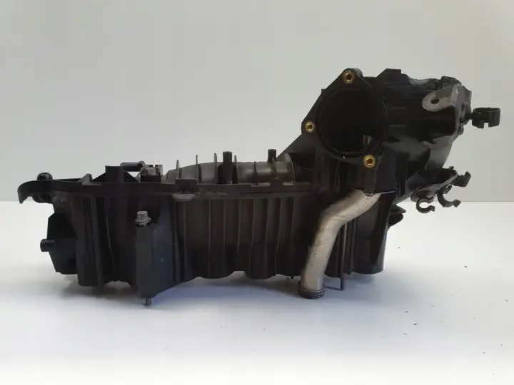 BMW E87 E90 2.0 D KOLEKTOR SSĄCY 7797384