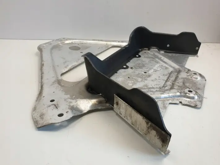 Porsche Boxster 986 3.2 OSŁONA SILNIKA dolna PŁYTA