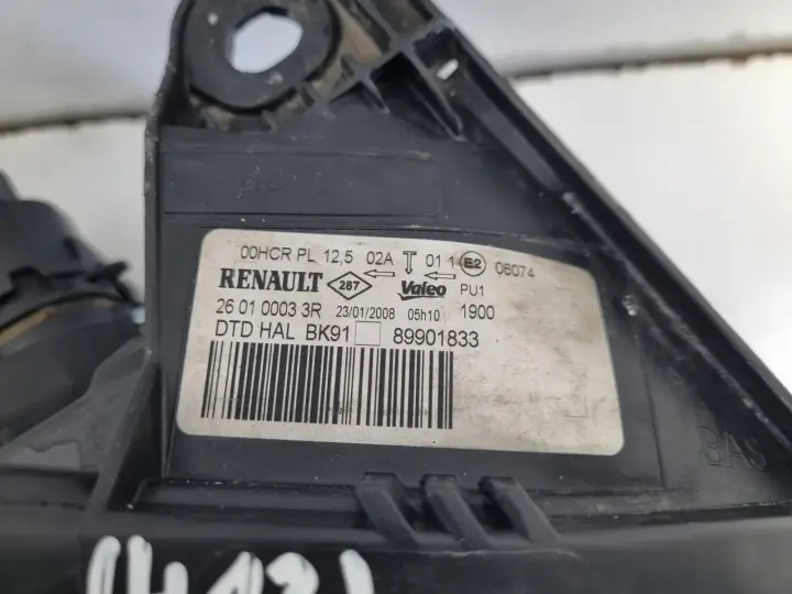 Renault Laguna III 07-10r PRZEDNIA LAMPA PRAWA PRAWY PRZÓD 260100033R