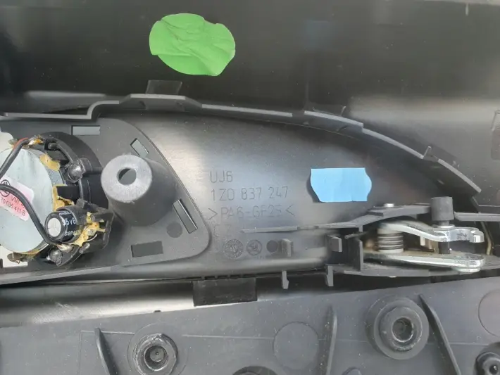 Skoda Octavia II LIFT PRZEDNI BOCZEK DRZWI LEWY PRZÓD europa 1Z1867011