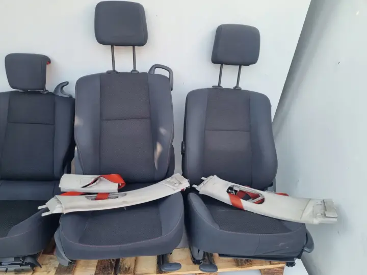 Renault Scenic II Conquest FOTEL FOTELE KOMPLET FOTELI europa