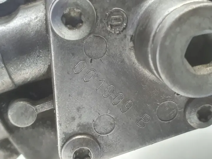 Audi A4 B5 B6 B7 A6 C5 1.9 TDI POMPA VACUM wakum 038145209A