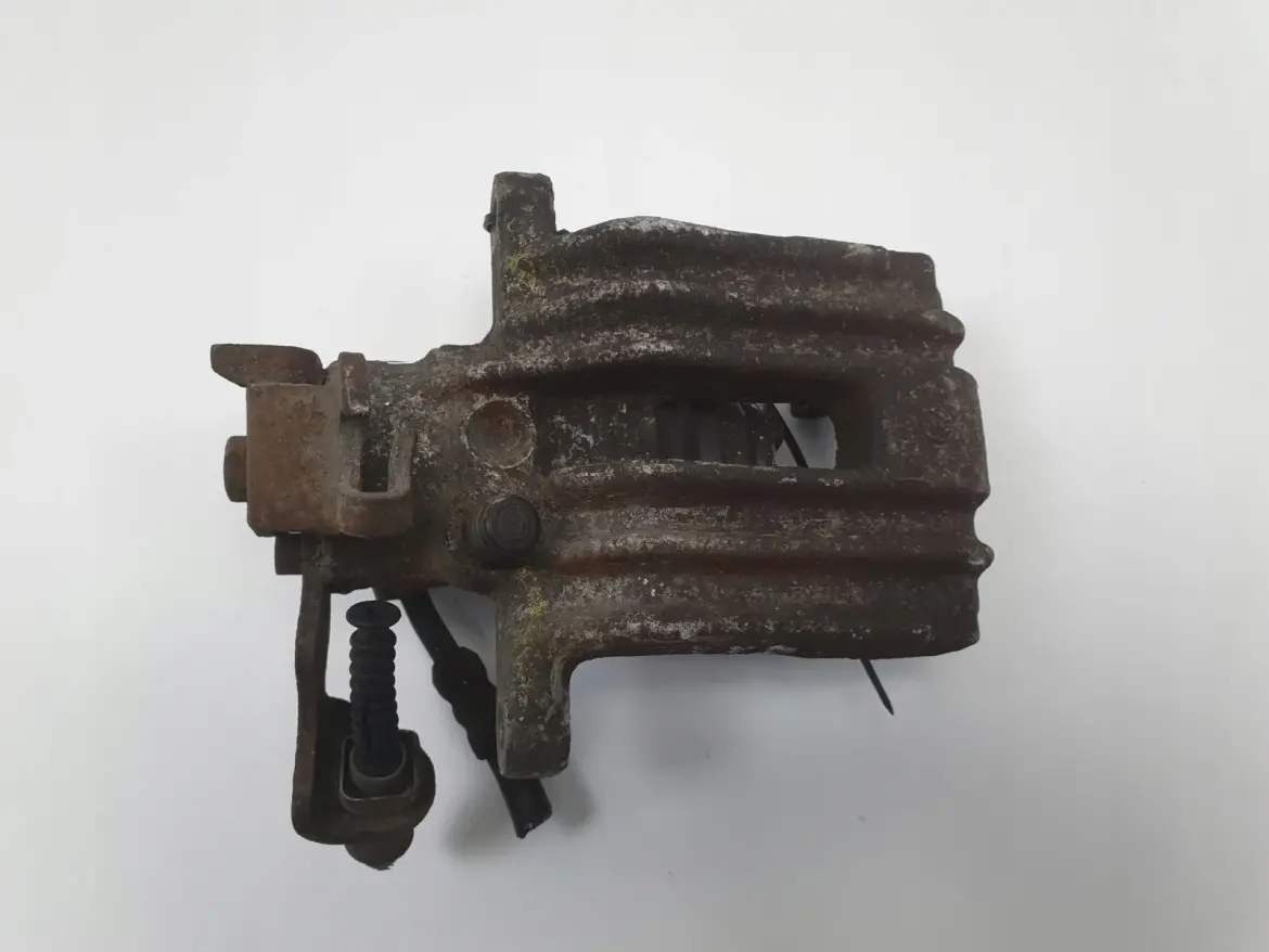 Vw Passat B5 Audi A4 B5 ZACISK HAMULCOWY Lewy tył Lucas