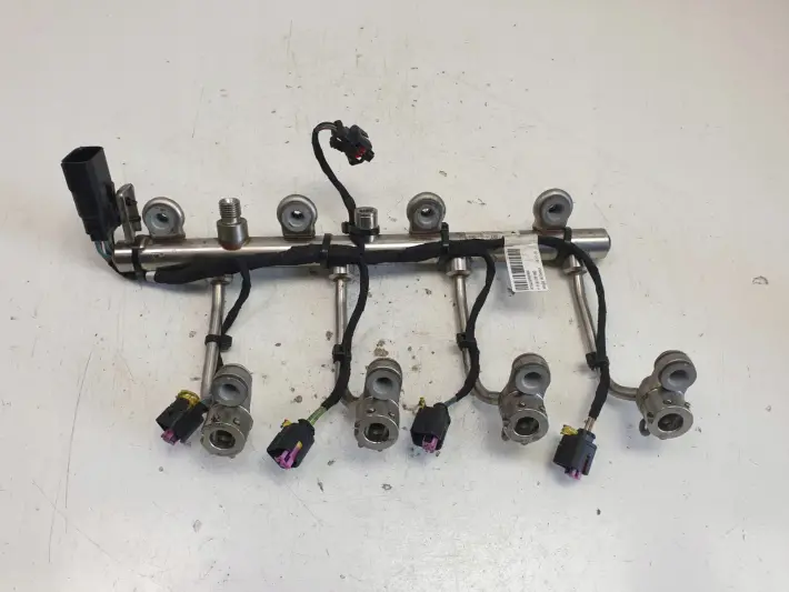 MG ZS 1.5 TGi LISTWA WTRYSKOWA