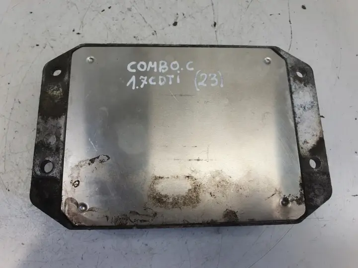 Opel Combo B 1.7 D STEROWNIK SILNIKA komputer 898021-5700