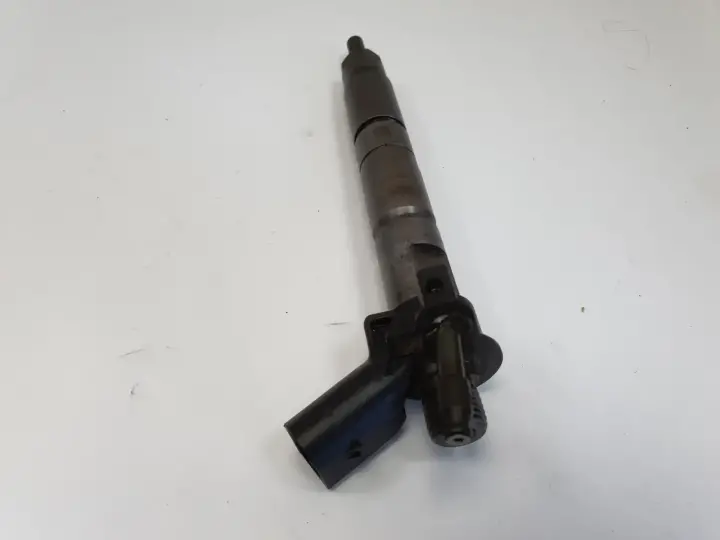 BMW E87 E90 2.0 D WTRYSKIWACZ wtrysk 0445116001 7797877