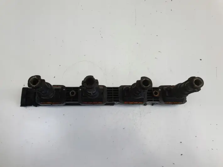 Opel Corsa C 1.2 16V CEWKA ZAPŁONOWA 0221503472