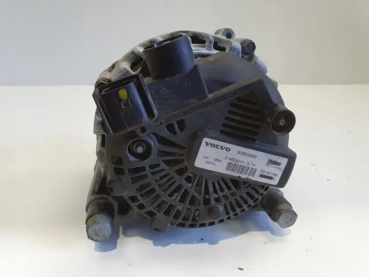 Volvo S40 II V50 1.6 D ALTERNATOR valeo 30659390 150A