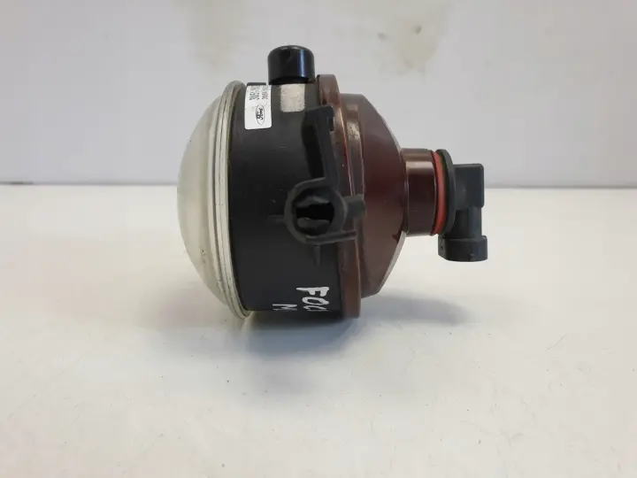 Ford Focus mk2 II LEWY PRZEDNI HALOGEN Przód