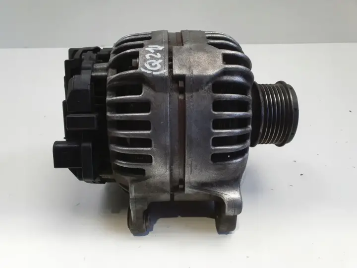 Skoda Fabia II 1.9 TDI 07-14r ALTERNATOR bosch 06F903023F 140A
