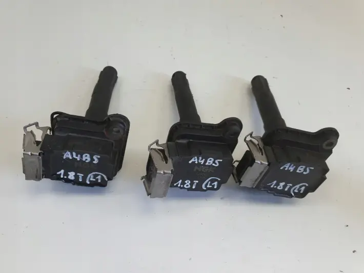 VW Passat B5 Audi A4 B5 1.8 T turbo CEWKA ZAPŁONOWA NGK U5004
