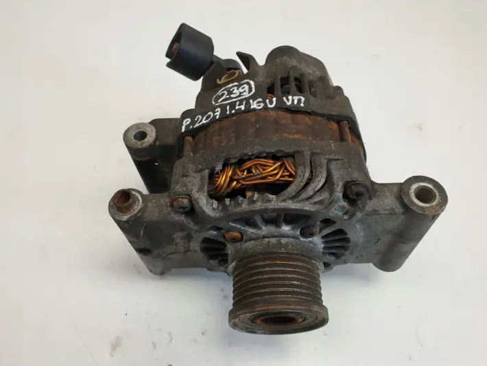 Peugeot 207 1.6 VTi ALTERNATOR V758575080