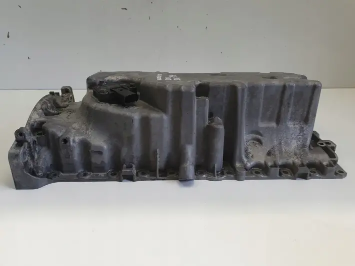 Volvo S60 II 2.0 D3 MISKA OLEJOWA oleju 31316978-AA