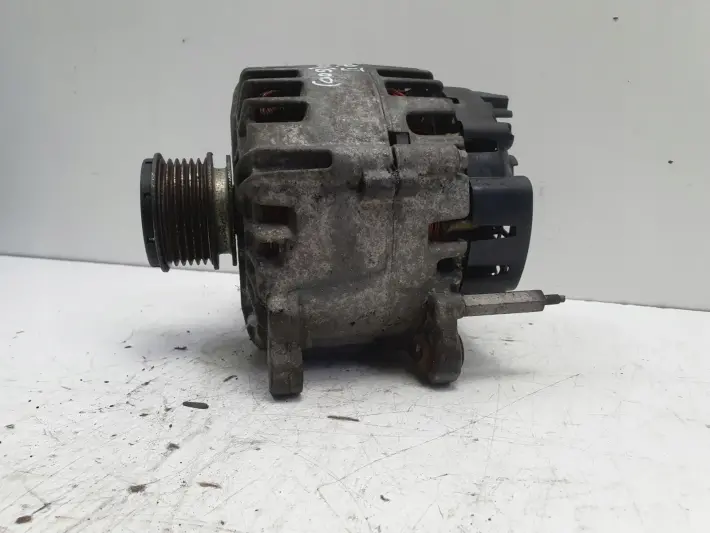 Audi A3 8P 2.0 TDI ALTERNATOR valeo 03L903023B 180A