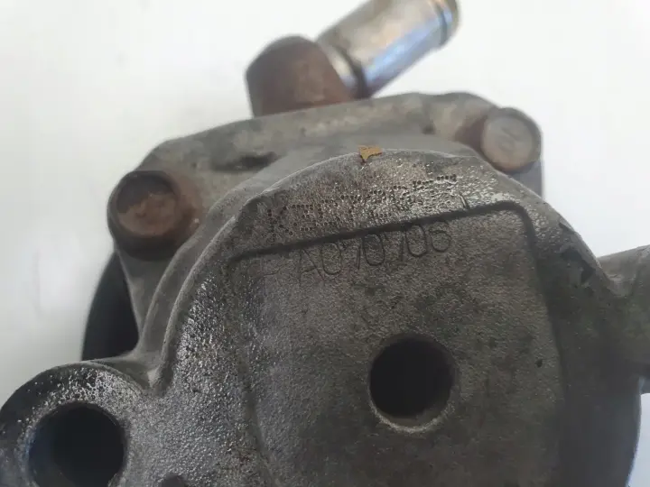 Chrysler Pt Cruiser 2.4 POMPA WSPOMAGANIA