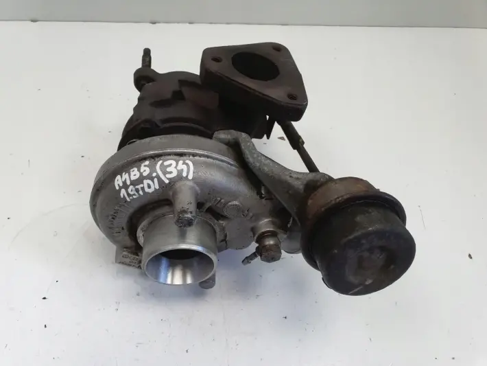 Audi A4 B5 VW Passat B5 1.9 TDI TURBOSPRĘŻARKA turbo 028145702