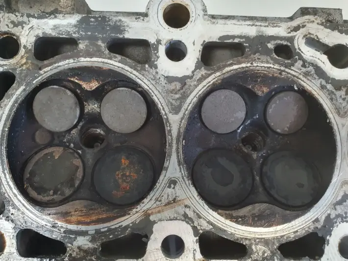 Mini Cooper R50 R53 1.6 16V GŁOWICA CYLINDRÓW 04777751AB