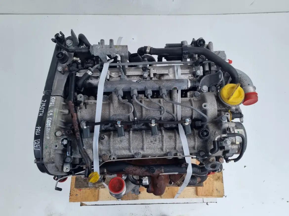 SILNIK KOMPLET Opel Vectra C 1.9 CDTI 16V 150KM ładnie pracuje Z19DTH