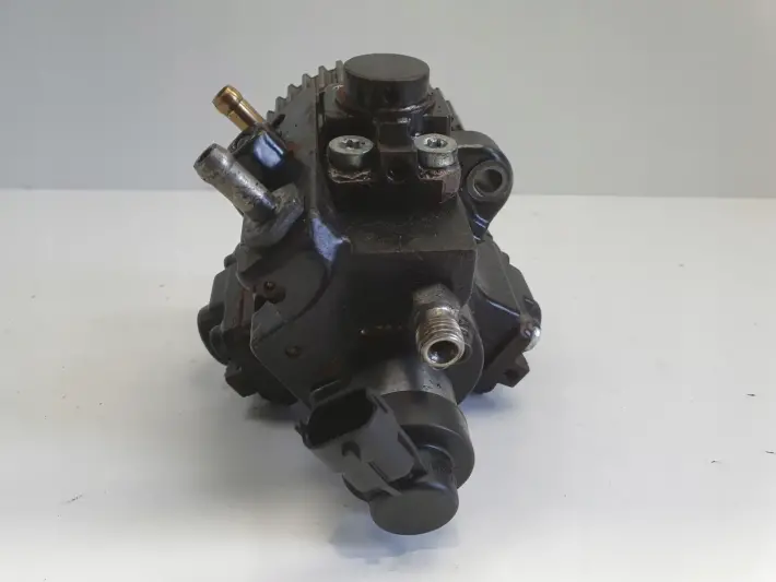 Saab 9-3 1.9 TID 16V POMPA WTRYSKOWA paliwa 0445010183