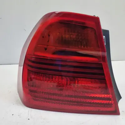 BMW E90 04-08r TYLNIA TYLNA LAMPA LEWA lewy tył 6937457