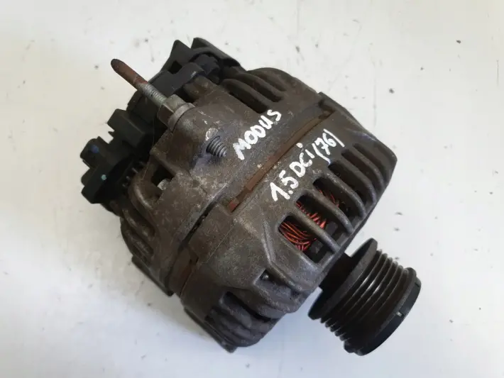 Renault Modus 1.5 DCi ALTERNATOR bosch 0124425071 120A