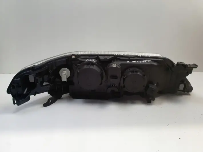Renault Laguna II 01-05r PRZEDNIA LAMPA LEWA lewy przód 8200002845 89004687