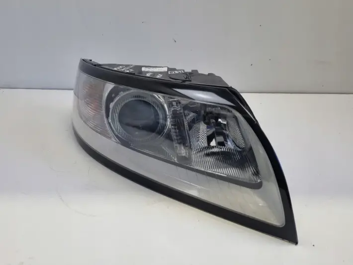 Volvo S40 II V50 LIFT PRZEDNIA LAMPA PRAWA PRAWY PRZÓD europa 31265695