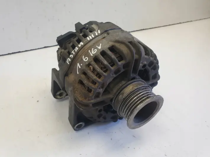 Opel Astra H III 1.6 16V ALTERNATOR 0124425020