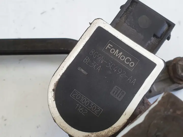Volvo S80 II V70 III CZUJNIK POZIOMOWANIA LAMPY prawy tył 8G9N-3C492-AA