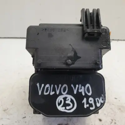 Volvo S40 V40 1.9 D POMPA ABS hamulcowa 30857585