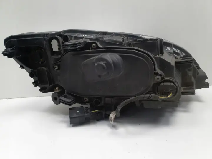 Volvo V60 S60 II LIFT PRZEDNIA LAMPA LEWA lewy przód XENON SKRĘTNY 31353284