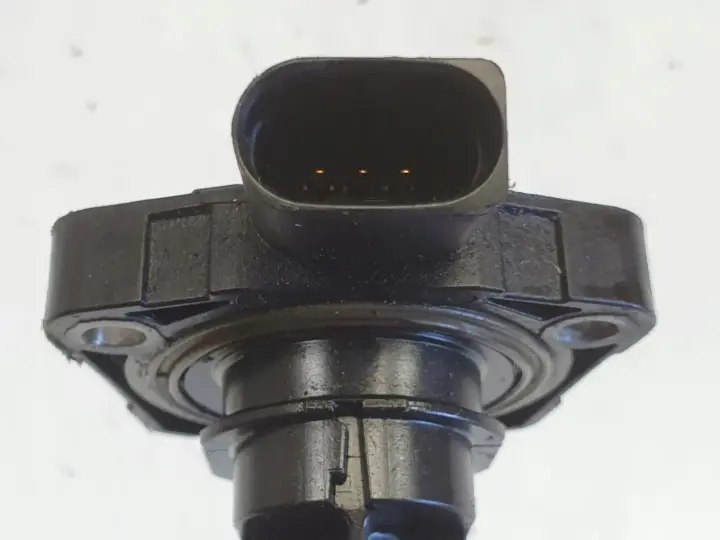 VW Crafter 2.0 TDI CZUJNIK POZIOMU OLEJU 03L907660B