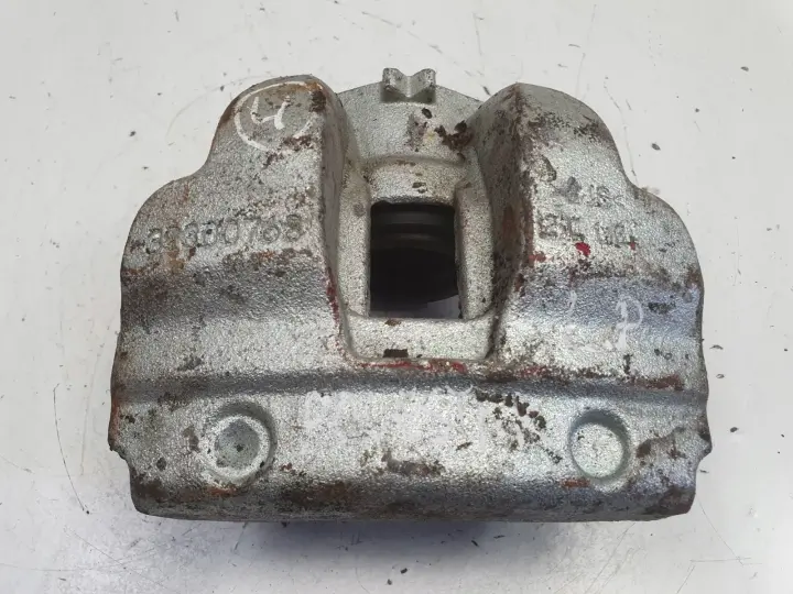 Polestar II PRZEDNI ZACISK HAMULCOWY lewy przód kierowcy 32300768