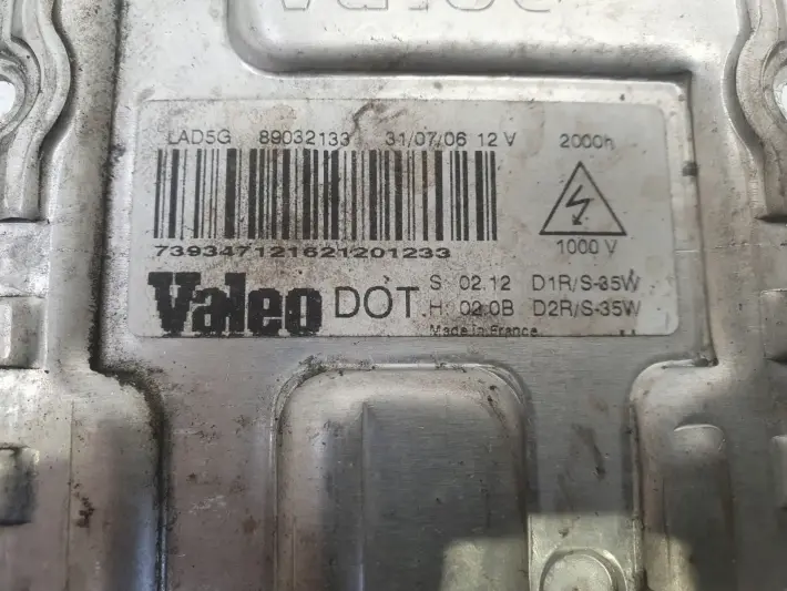 Volvo Renault Citroen Audi PRZETWORNICA Led Valeo 89032133 15 Pin