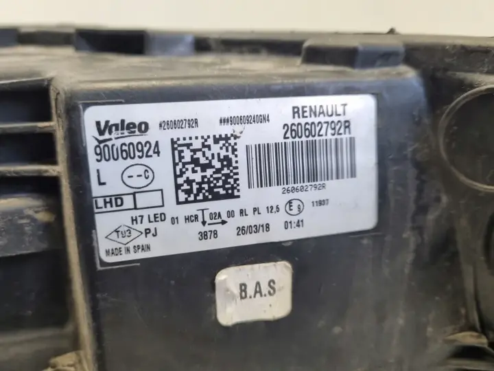 Renault Megane IV PRZEDNIA LAMPA LEWA lewy przód LED EUROPA 260602792R