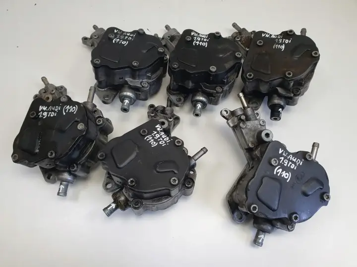 Audi A3 8L Golf IV 1.9 TDI POMPA VACUM wakum LUK 038145209A