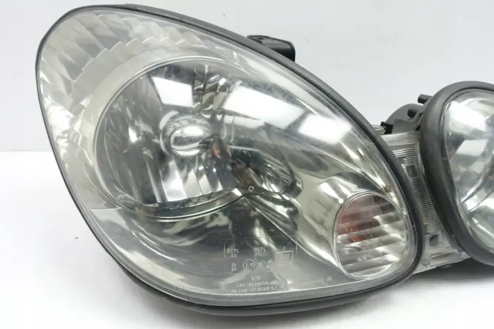 Lexus GS300 II 97-05 PRZEDNIA LAMPA prawa EUROPA